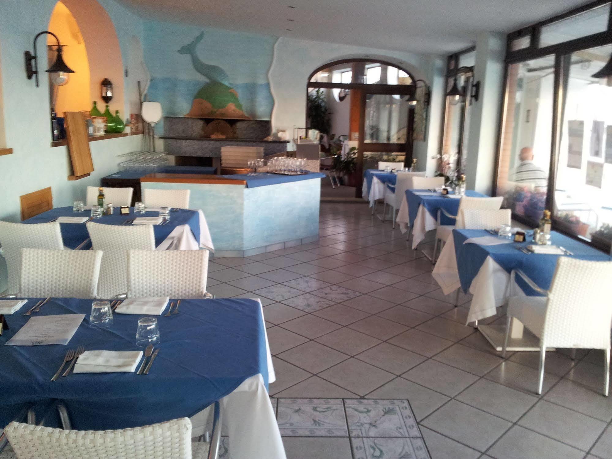 Hotel Villa Sirena Sant'Angelo  Exterior foto
